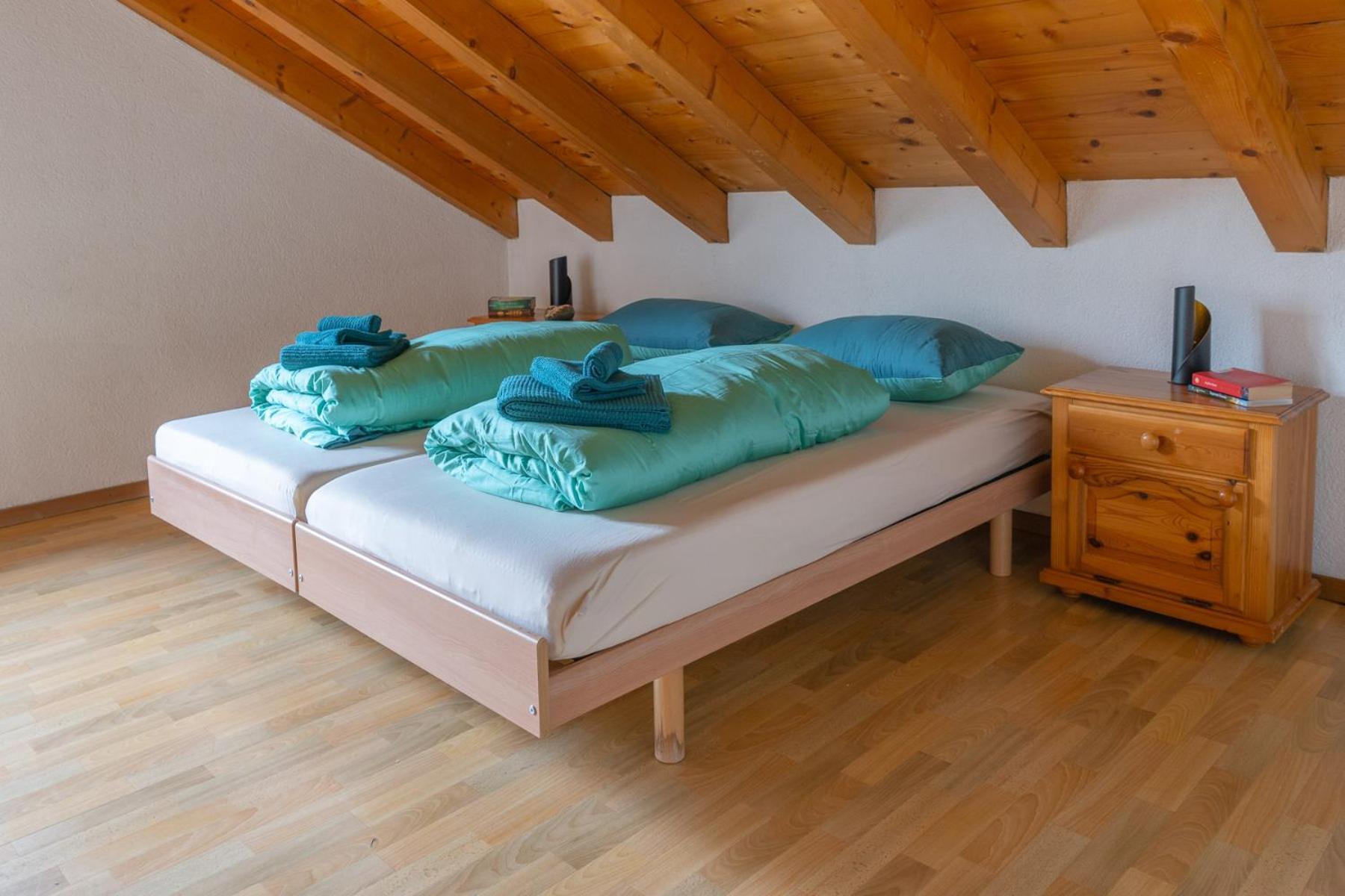 Chrona Bed & Breakfast Jenaz Camera foto