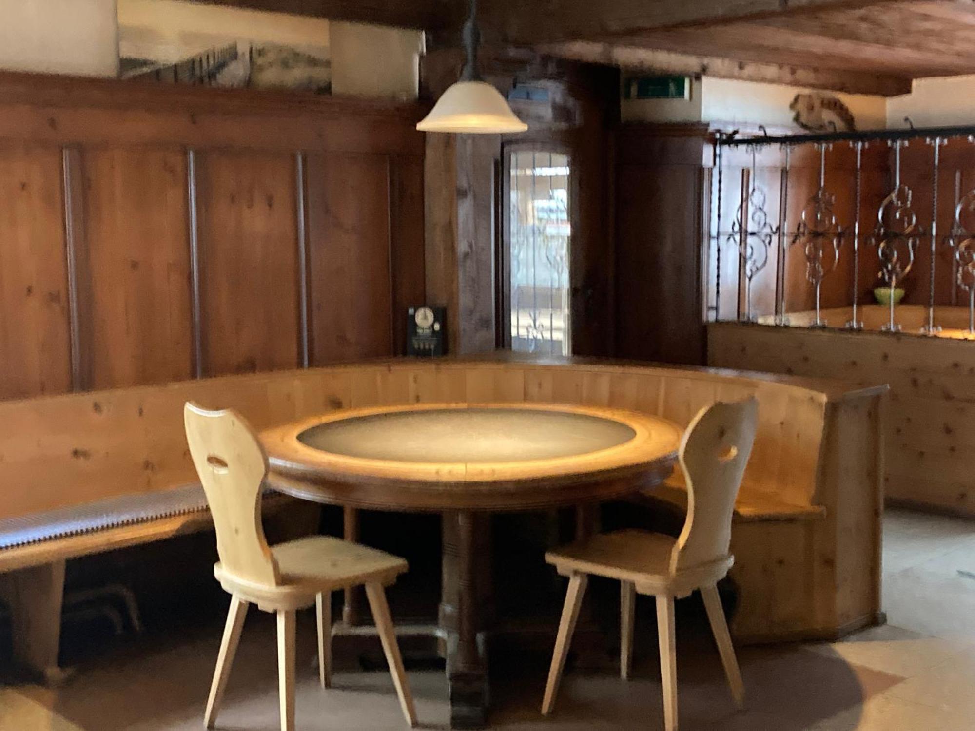 Chrona Bed & Breakfast Jenaz Esterno foto